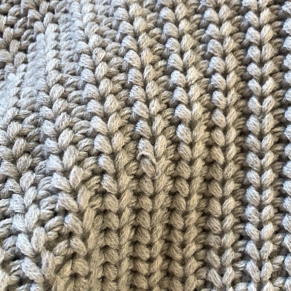 Sweater - Picture 5 of 7
